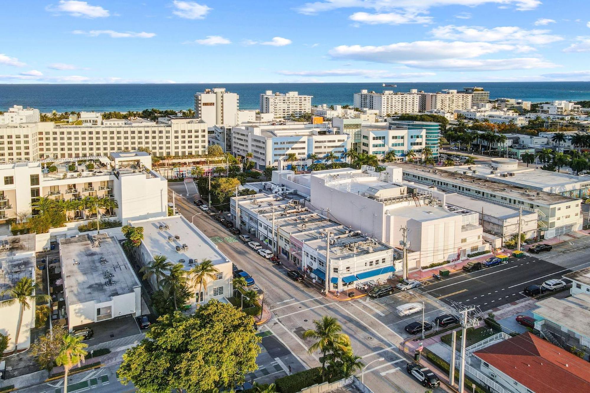 Charming Large Studio Near Ocean Dr - South Beach マイアミビーチ エクステリア 写真
