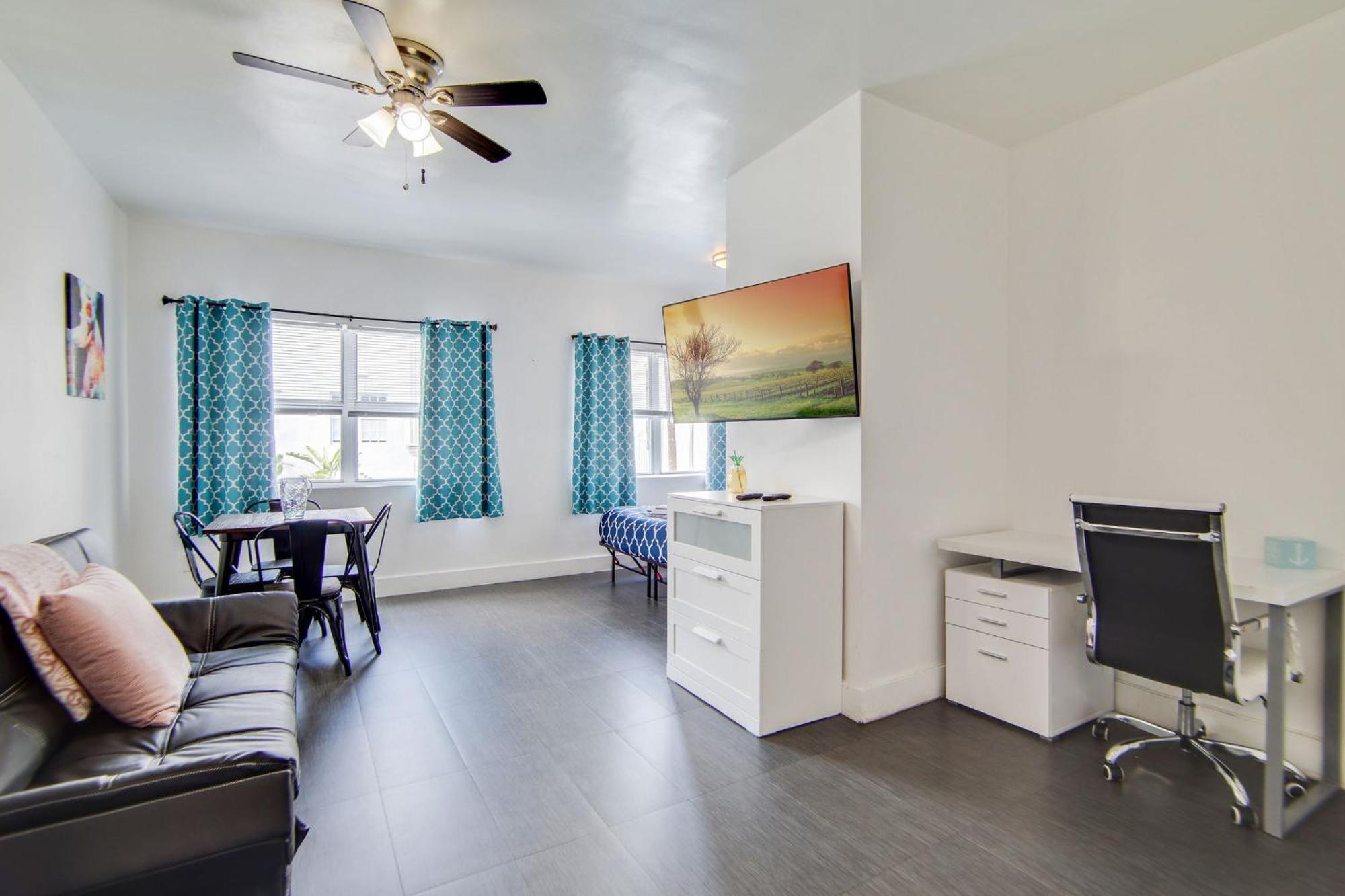 Charming Large Studio Near Ocean Dr - South Beach マイアミビーチ エクステリア 写真