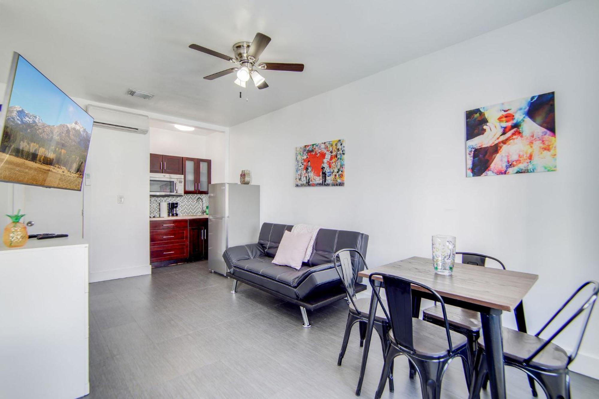 Charming Large Studio Near Ocean Dr - South Beach マイアミビーチ エクステリア 写真
