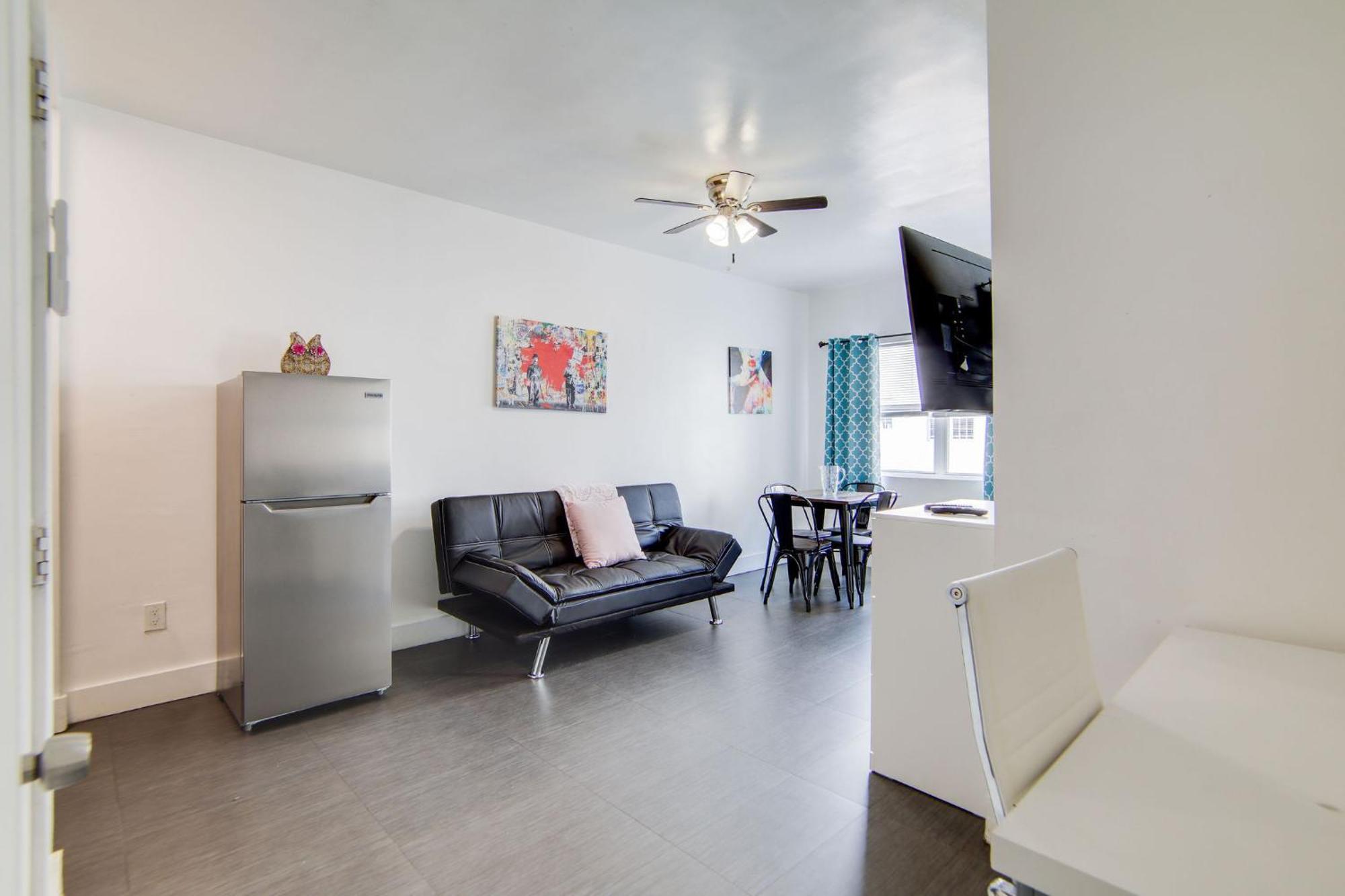 Charming Large Studio Near Ocean Dr - South Beach マイアミビーチ エクステリア 写真